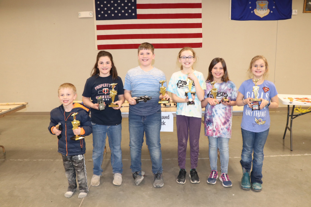 T&T and Trek group: Winners for speed were Cole Wenzel (accepted by August Getman), Bailey Mentele (2nd place), Devin Mentele (3rd place. Design winners were Kenzie Bartel (1st place), Journey Johnson (2nd place) and Sabryna Schaller (3rd place).