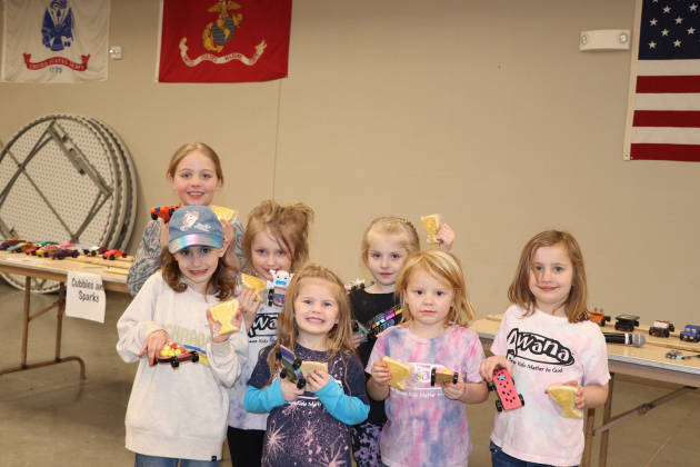 PHOTOS COURTESY NATALIE BARTEL Cubbies group: Dally Jo Nickels racing for McCrae Nickels, Kennedy Davis, Kinslee Baumgart, Harper Sealey, Harlow Harmdierks, Jana Wilde, Harper Haake. Each of the Cubbies received a trophy cookie for participating. 