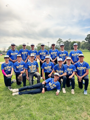 17U Teeners pictred above are, front: Will Grohs. Second row left to right: Eli Kapp, Ryder Roduner, Chaz Larson, Mauer Jones, Hastin Heezen, Sutten Jensen, Grason Finn. Back row, left to right: Blake Miller Gavin Brandenburg, Hunter Heezen, Brett Miller, Carson Finn, Teagan Eggelston, Rylan Eggelston. (PHOTO COURTESY KATIE JONES) 