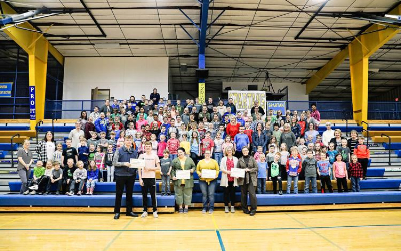 WS Elementary Gives Back