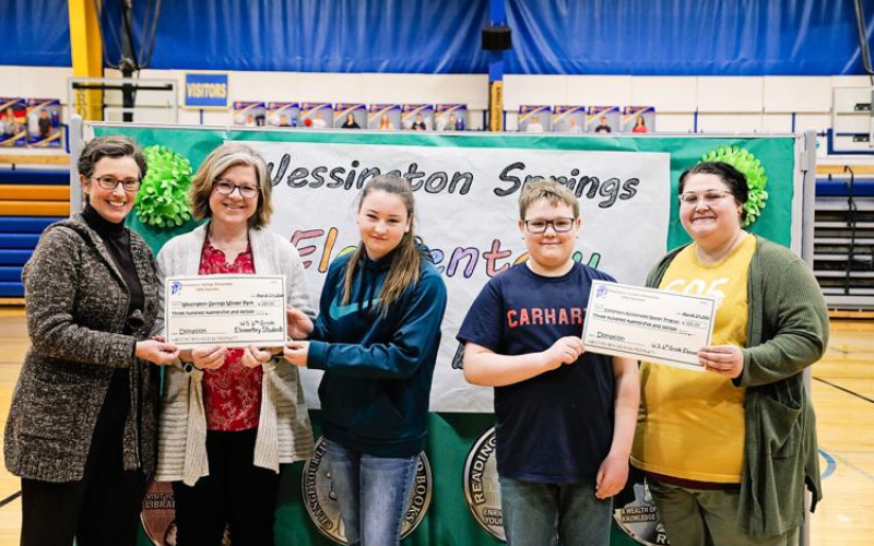 WS Elementary Gives Back