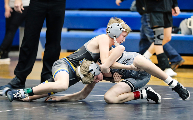 Wessington Springs / Woonsocket / Wolsey-Wessington (WS/W/ WW) hosted wrestlers from across the region last Thursday evening in Wessington Springs.  WS/W/WW wrestler Hunter Heezen.
