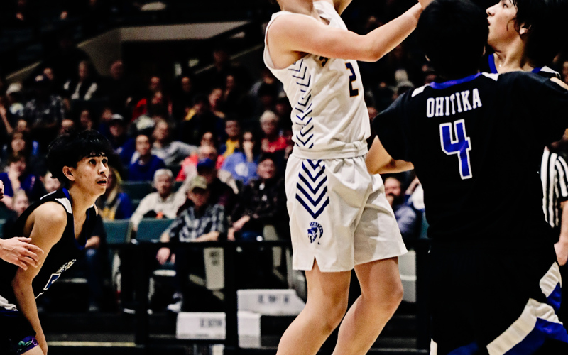 Parker Graff added 12 points and three assists.