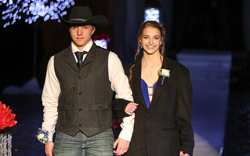 Robbie Hine escortsBailey Yost.
