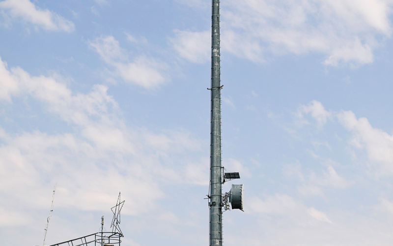 Arrival of AT&amp;T Tech Brings Hope to Locals with Wireless Woes