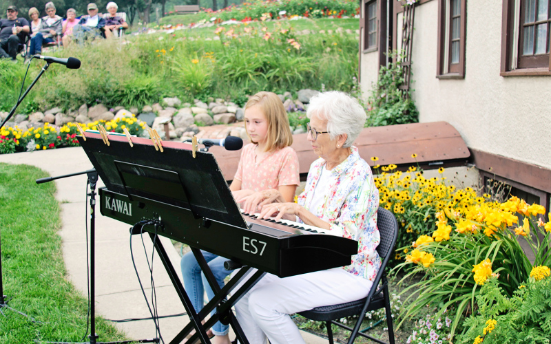 “Parade of Pianists” to be featured at this week's Music in the Garden