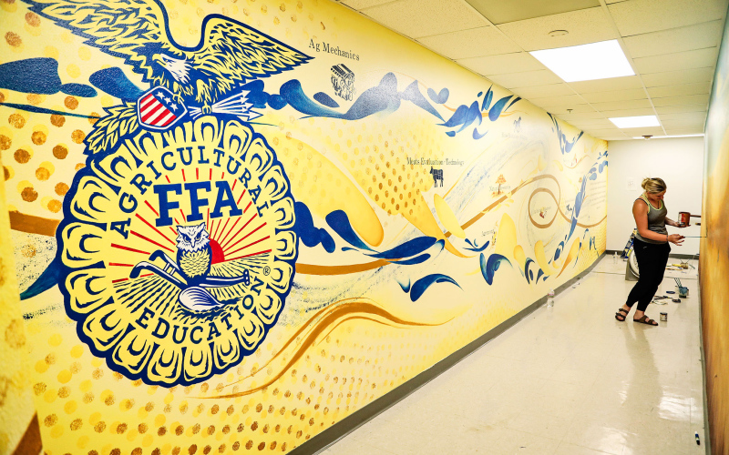 The long awaited public reveal of the FFA mural painted by artist and WSHS alumna Kenzee Schafer was embraced and celebrated by the community as a whole.