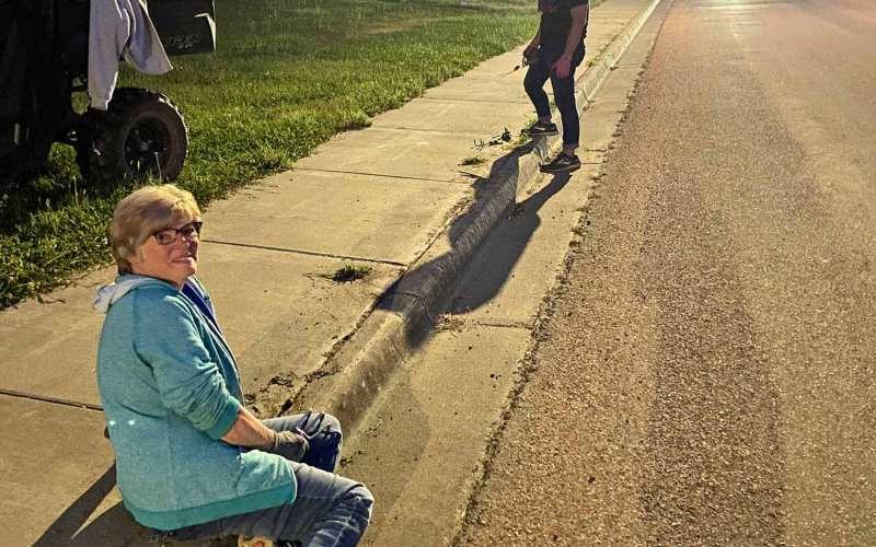 For the past few months, the dynamic duo has pulled weeds growing out of sidewalks before daylight from one end of Dakota Avenue to the other and up and down Main Street in an effort to beautify the town and in their own words, “make it look like it’s not abandoned.”