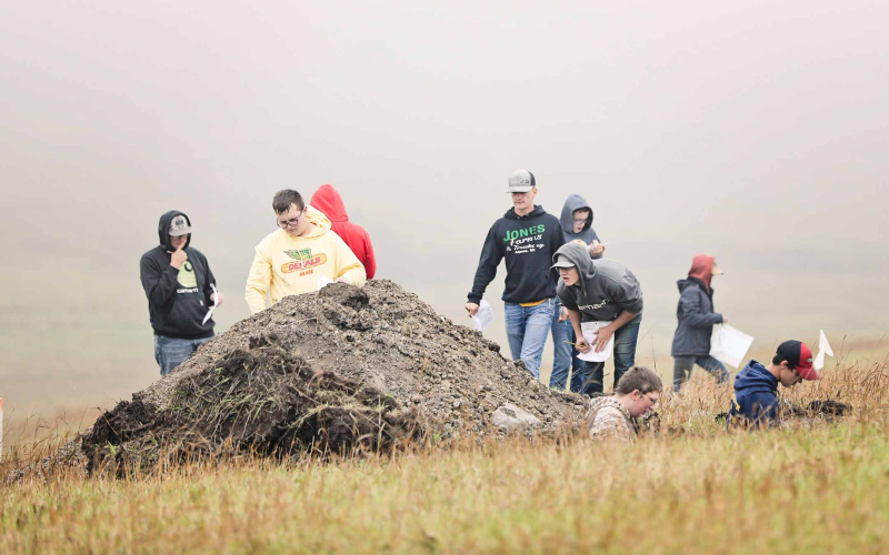 KRISTI HINE / TRUE DAKOTAN Hundreds of students competed west of Wessington Springs last week as the local FFA Chapter hosted the Central Area FFA Land and Range Contest. Despite thick, foggy, damp conditions, Wessington Springs FFA Chapter members found success, with the Land and Homesite team earning a trip to the national contest.