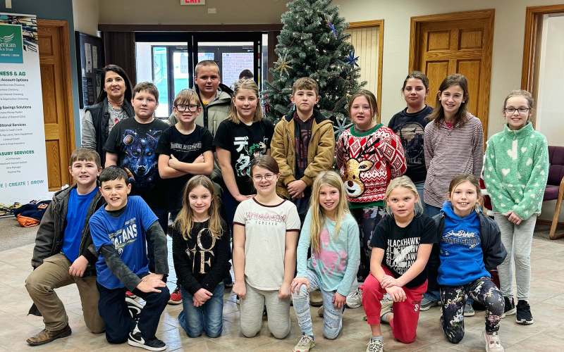 Fourth graders and teacher Jen Roduner are shown, back row, left to right: Trevor Huisman, Toren Stanley, Jackson Swanson, Grace Jackson, Maverick Roduner, Quinn Eversen, Gianna Grohs, Devin Van Dyke, Kenzie Bartel. Front Row: Weston Roduner, Houston Havlik, Aliza Bolin, Payton Frazier, Crawleigh Reiner, Mesa Rasmussen, Torree Olinger.