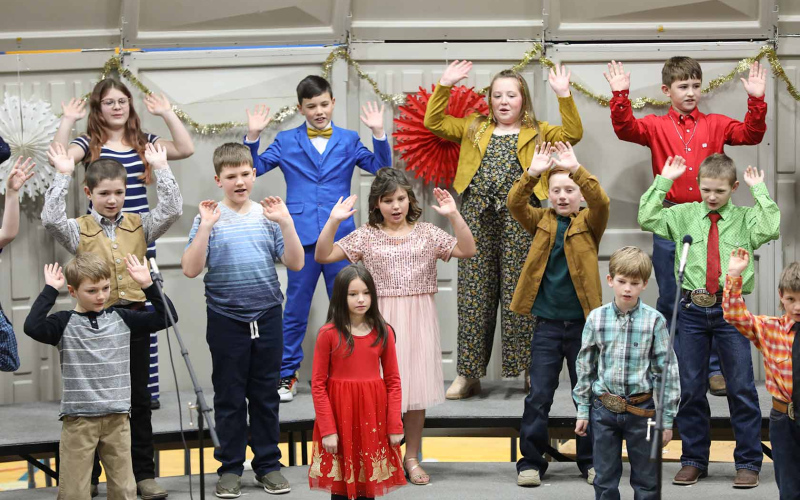 Animated elementary school students dazzled during Friday’s performance.