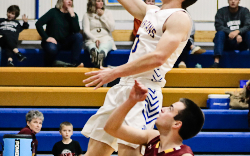 Karter Mebius during Wessington Springs Spartans basketball action last Thursday at home.