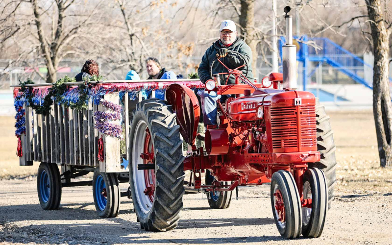 “Winter Magic in the Park” evoked a captivating Christmas sparkle at the Field House and along the trails at the Wessington Springs City Park with horse-drawn and tractor wagon rides, hot cocoa and a visit from Santa and The Grinch.