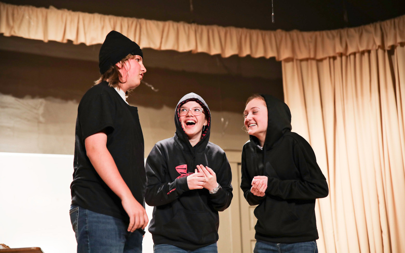 Will Jackson as Jackson, Madilyn Gaikowski as Betty, Taryn Bartel as Vicki.
