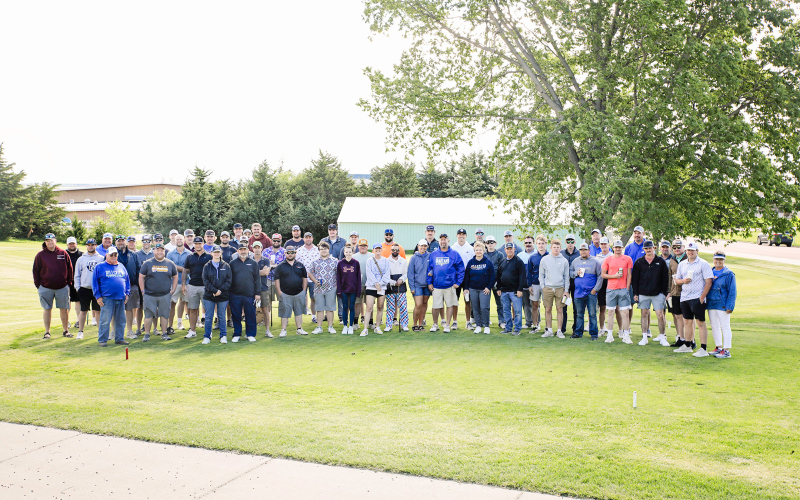 Spartans Share School Spirit at 16th Annual Blue and Gold Golf Tournament