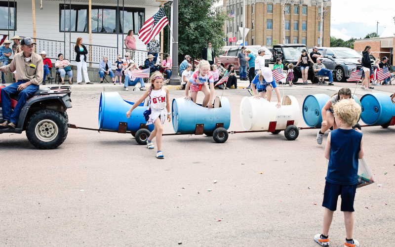 Winner in the Best Golf Cart/Side by Side category was Larry’s Repair Class of 2034 float. The driver of the cleverly-made train, Larry Powell, would stop along the parade route to let members of the Class of 2034 scramble for candy, shown above.