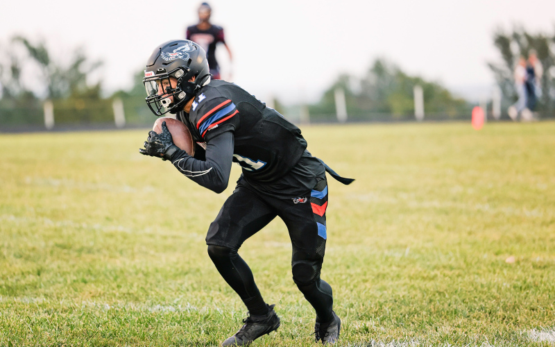 Ryder Michalek had a big night with five catches for 132 yards and two touchdowns.