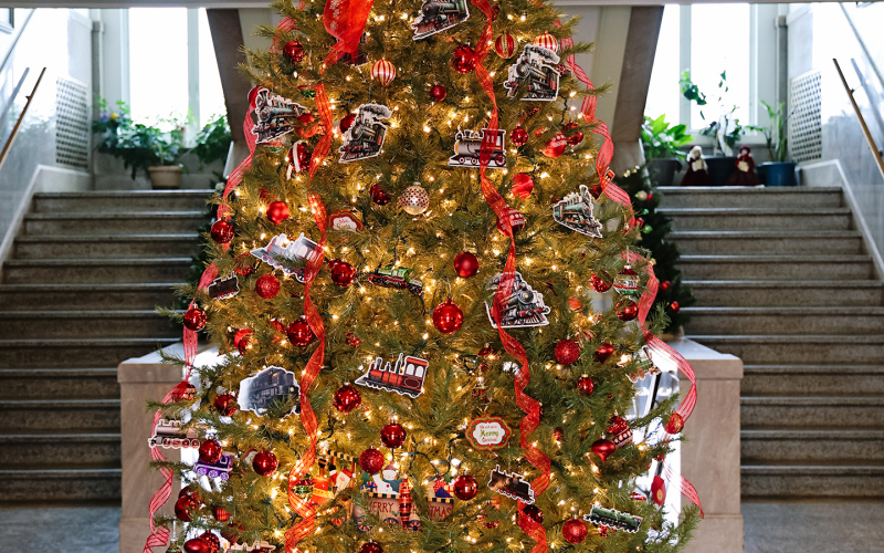 Jerauld County employees invite area businesses, individuals and school classes to decorate a tree, wreath or train display to help celebrate Christmas at the Courthouse. The county open house will be held December 13 from 2-4 p.m.