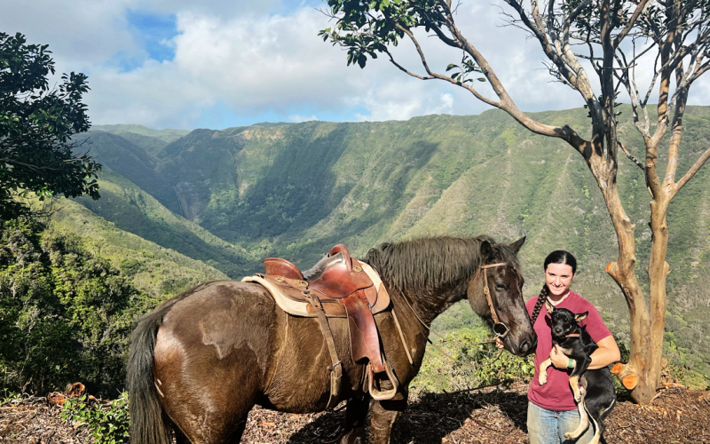 Class of 2023 WSHS alumna Sarah Poncleow on Hawaiian island Molokai with her poi dog, Moose. Poncelow secured a job last fall working as a ranch hand at the Pu’u O Hoku Ranch. PHOTO COURTESY SARAH PONCELOW