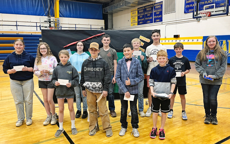 5th - 6th grade class receiving AR awards Back row, left to right: Grace Jackson, Kenzie Bartel, Leigha Hernandez, Chase Wenzel, Casen Waters, Keaton Hasty, Ethan Heumiller, Kylie Edwards. Front row: Crawleigh Reiner, Weston Roduner, Houston Havlik, Ryker Reed. Not pictured: Toren Stanley, Dante Colqui, Payton Colqui.