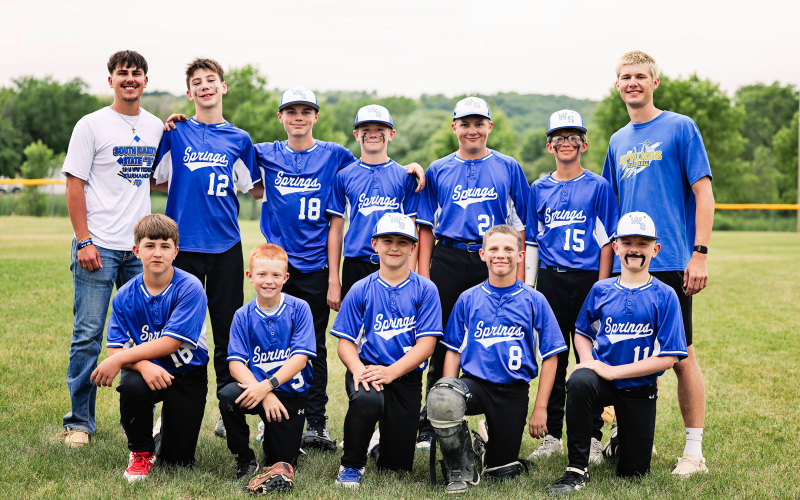 The Majors are shown above, left to right, back row: Coach Blake Miller, Keaton Hasty, Chase Wenzel, Casen Waters, Mauer Jones, Jace Kolousek, Coach Branden Flowers. Front row: Maverick Roduner, Ryker Reed, Weston Roduner, Ethan Heumiller, Sonnie Schimke. Not pictured, Trevor Huisman.
