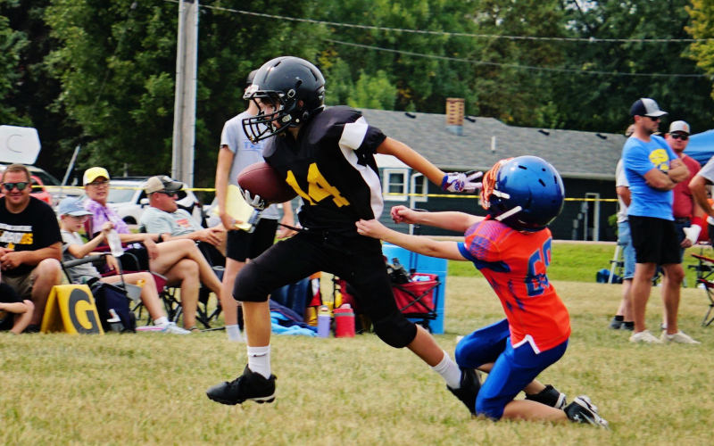 The Wolsey-Wessington Youth Football team, traveled to Parkston on Saturday, Sept. 15, 2025 to take part in a youth jamboree. Third and fourth grade team members include: Callen Carter, Ryder Krutzfeldt, Danny Waldner, Vonn Jungemann, Ben Timm, Brooks Jensen, Jax French, Kanton Moeding, Felix Sabalier, Jaxton Kunze, Aiden Wicks and Dean Carothers. (PHOTOS COURTESY ANDI FERGUSON)