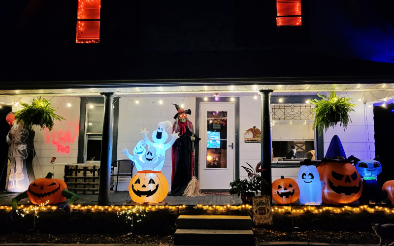 Looking for a fright? Then be sure to stop by Joe and Samantha Miller’s house in Wessington Springs. Not only will you be greeted by a larger than life witch, but a lifesize Pennywise is sure to make your skin crawl.