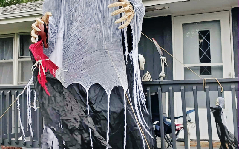 Deb Doering’s larger-than-life skeleton makes for a hauntingly frightful Halloween.