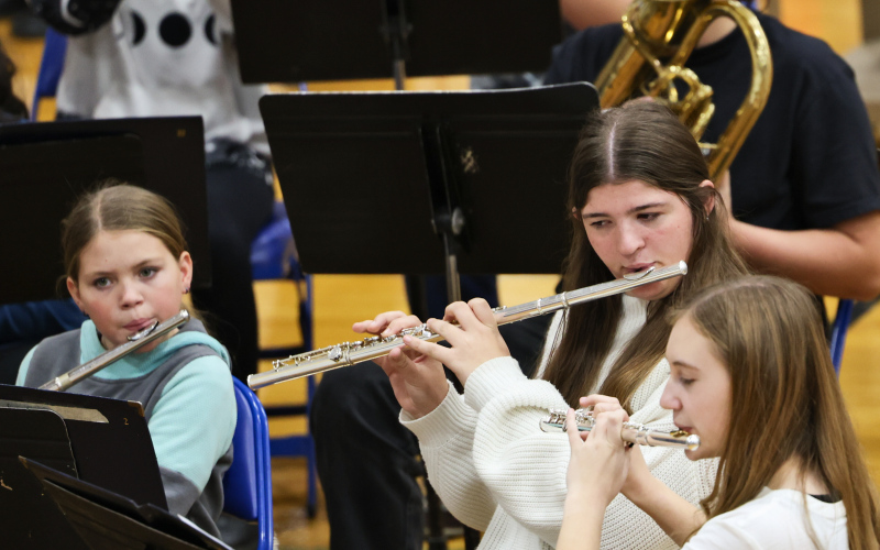 The Middle and High School Band performing The Star-Spangled Banner.