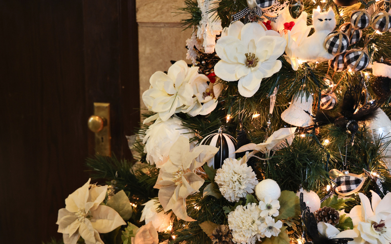 A wide variety of decorated trees, wreaths, table settings and other holiday displays transformed the Jerauld County Courthouse into a festive space for the whole community to enjoy.