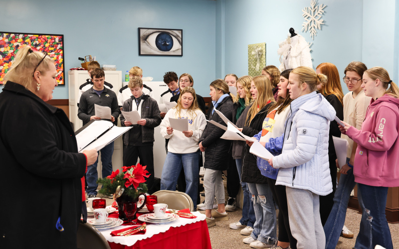 The Wessington Springs High School Choir provided live musical entertainment.