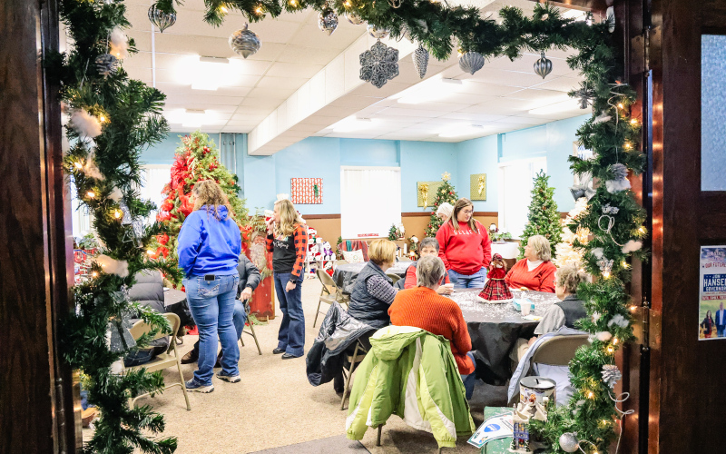 Guests snacked, visited and enjoyed the winter wonderland.