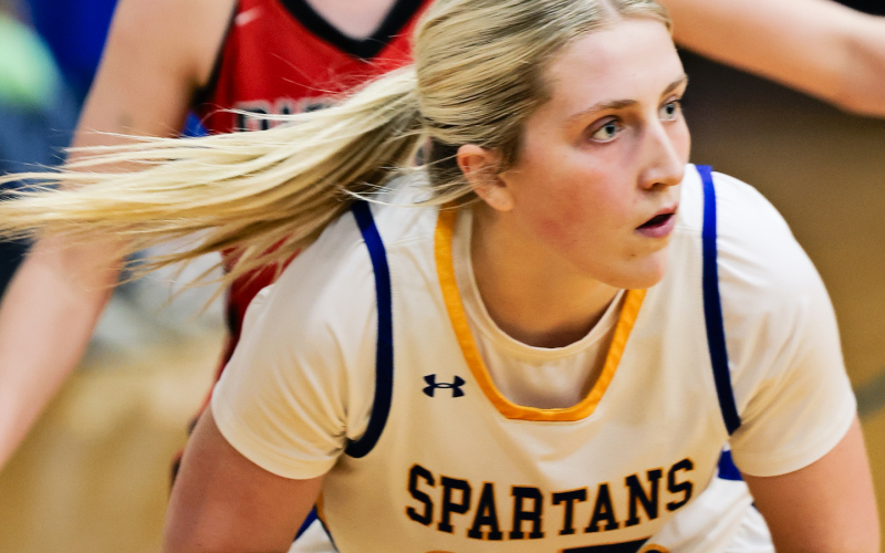 Wessington Springs’ Kerstynn Heim competes during home action against Highmore-Harrold on Jan. 3. Heim finished with seven points and 10 rebounds, while Mebius added six points in the Spartans’ holiday break contest. (KRISTI HINE / TRUE DAKOTAN)