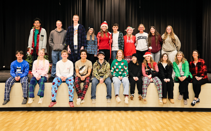 Back Row: Penuel Richmond, Clay Kahre, Sawyer Nelson, Emily Beals, Della Holmes, Connor Beals, Shae Uttecht, Allison Hulst, Taylor Eichstadt, Jobie Moser. Front Row: Cooper Timm, Kendal Uttecht, Jett Kleinsasser, Caleb Richmond, Ethan Rearick, Maria Nelson, Raya Toupal, Camille Rearick, Arianna Langbehn, Karen Jensen, Julie Boomsma.