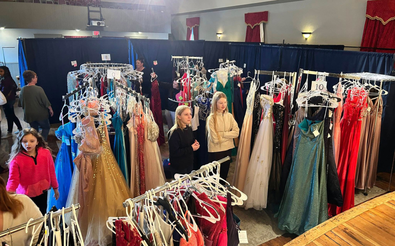 Priceless Prom Grows Into Scholarship-Supporting Tradition
