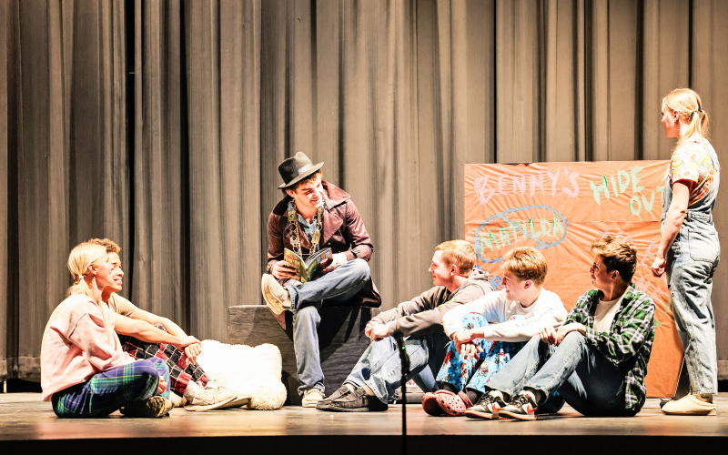 W-W Students Take the Stage With One-Act Comedy