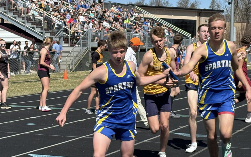 The 3200 relay of Carson, Sutten Jensen, Grason and Max Mebius placed second (9:35.30).