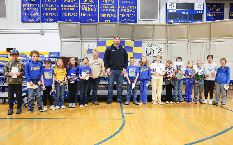 2nd grade Shown with Principal for the hour Will Arhart and Quinten Christensen, AR award recipients are: Finley Weber, Tiaan Minnie, Brecken Jensen, Presley Wilde, Britton VanDyke, Aaliyah Murphy, Rand Everson, Haizley Harmdierks, Violet Jackson, Mayzie Miller, Eric Powell, Ryklynn Reiner, Kaysen Sealey, Austen Bultsma, Drew Duxbury. Not pictured: Anna Colqui.