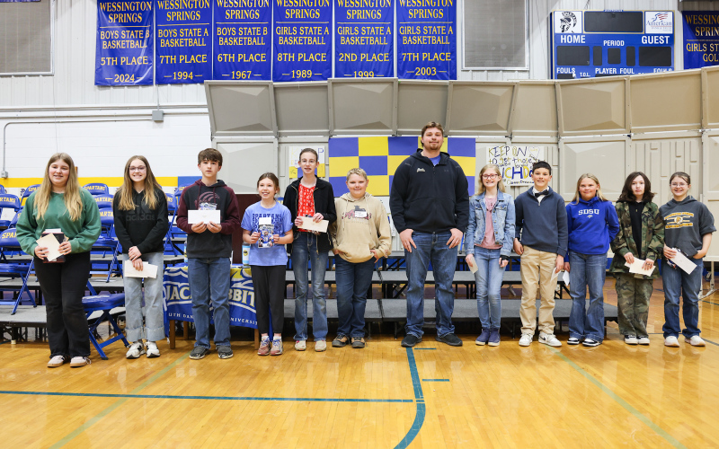 6th grade Shown with Principal for the hour Will Arhart and Quinten Christensen, AR award recipients are: Grace Jackson, Kenzie Bartel, Maverick Roduner, Torree Olinger, Devin VanDyke, Marissa O’Day, Houston Havlik, Mesa Rasmussen, Dee Zastrow, Payton Frazier.