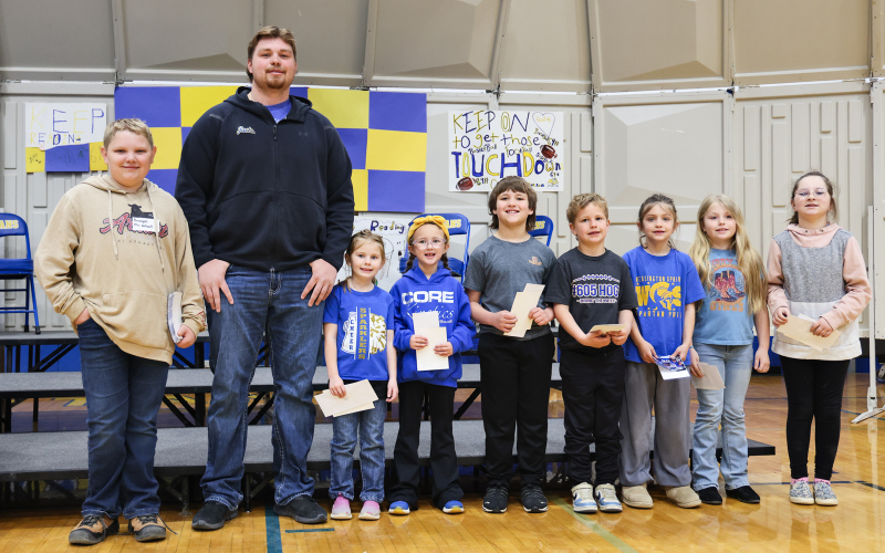 1st grade Shown with Principal for the hour Will Arhart and Quinten Christensen, AR award recipients are: Harper Sealey, Leelin Polly, McCrae Nickels, Harvey Cashman, Lucy Cashman, Aurora Olson, Harlowe Harmdierks. Not pictured: August Getman.