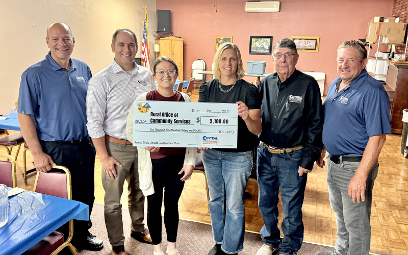 ROCS accepts a $2,100 grant for senior meals in Chamberlain, Kimball, Plankinton, Stickney, Wessington Springs and White Lake. Pictured from left to right: Central Electric General Manager Ken Schlimgen, General Manager Designate Ryan Mueller, ROCS Director of Dining Services Megan Hogle, Operation Round-Up Trustee Amber Kolousek, Central Electric Directors Mark Reindl and Merl Bechen.