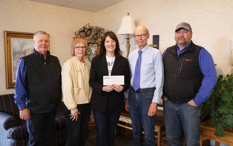 Venture Communications donates $5,000 to Weskota Manor Avera