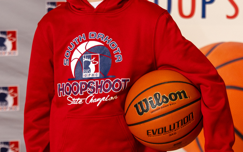 Mebius finishes second at Elks Hoop Shoot National Finals