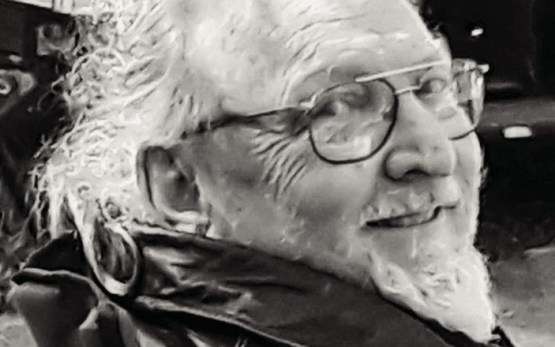 Lennis Craig Knight