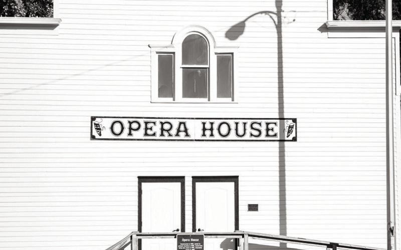 Generous donations keep Opera House alive