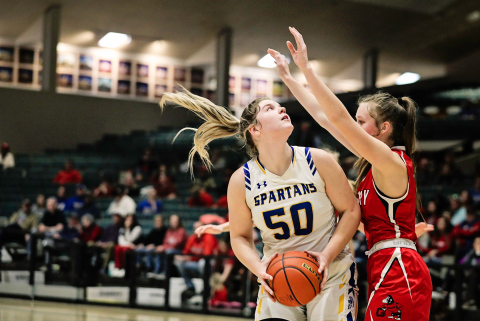 On Saturday at the Mitchell Corn Palace, the Spartans girls defeated Gregory by a score of 66-50 to advance to the SDak 16. Avery Orth ended up with 23 points and 11 rebounds. 
