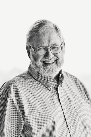 TOM DEAN, MD