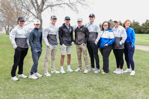 KRISTI HINE / TRUE DAKOTAN Last week, the Spartans hosted a varsity invitational on Thursday, where they claimed the boys’ title. Shown left to right are: Heyns Bothma, JD Thompson, Luke Larson, Blake Miller, Blake Larson, Brock Krueger, Taylor Braun, Kaitlyn Braun and Coach Regina Teveldal.