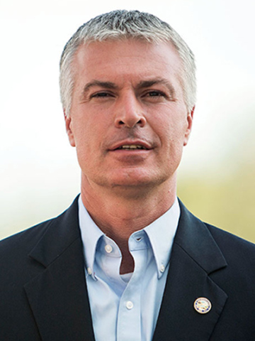 South Dakota Attorney General Marty Jackley warns citizens to be cautious when considering purchasing products or services through a door-to-door sale. 