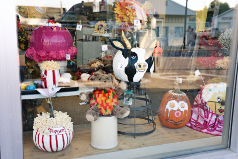 Voting is open for pumpkin decorating contest entries